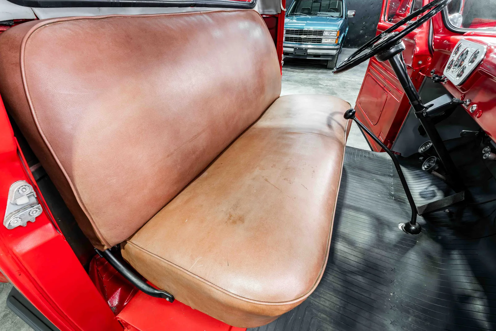 1955-Ford-F100-Red-F10D5R34267-48.jpg